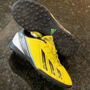 Adidas F5 turf shoes